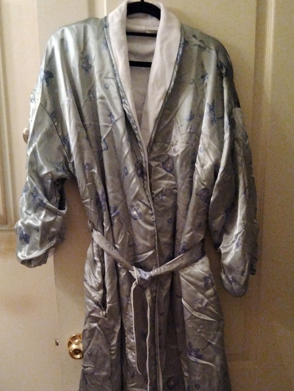 Jessica Long And Cozy House Robe